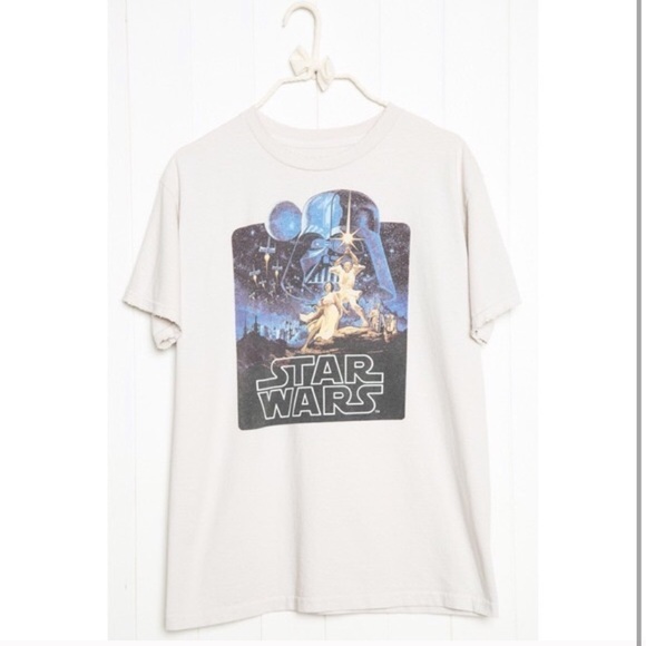 Brandy Melville Tops - ISO brandy Melville Star Wars tee shirt
